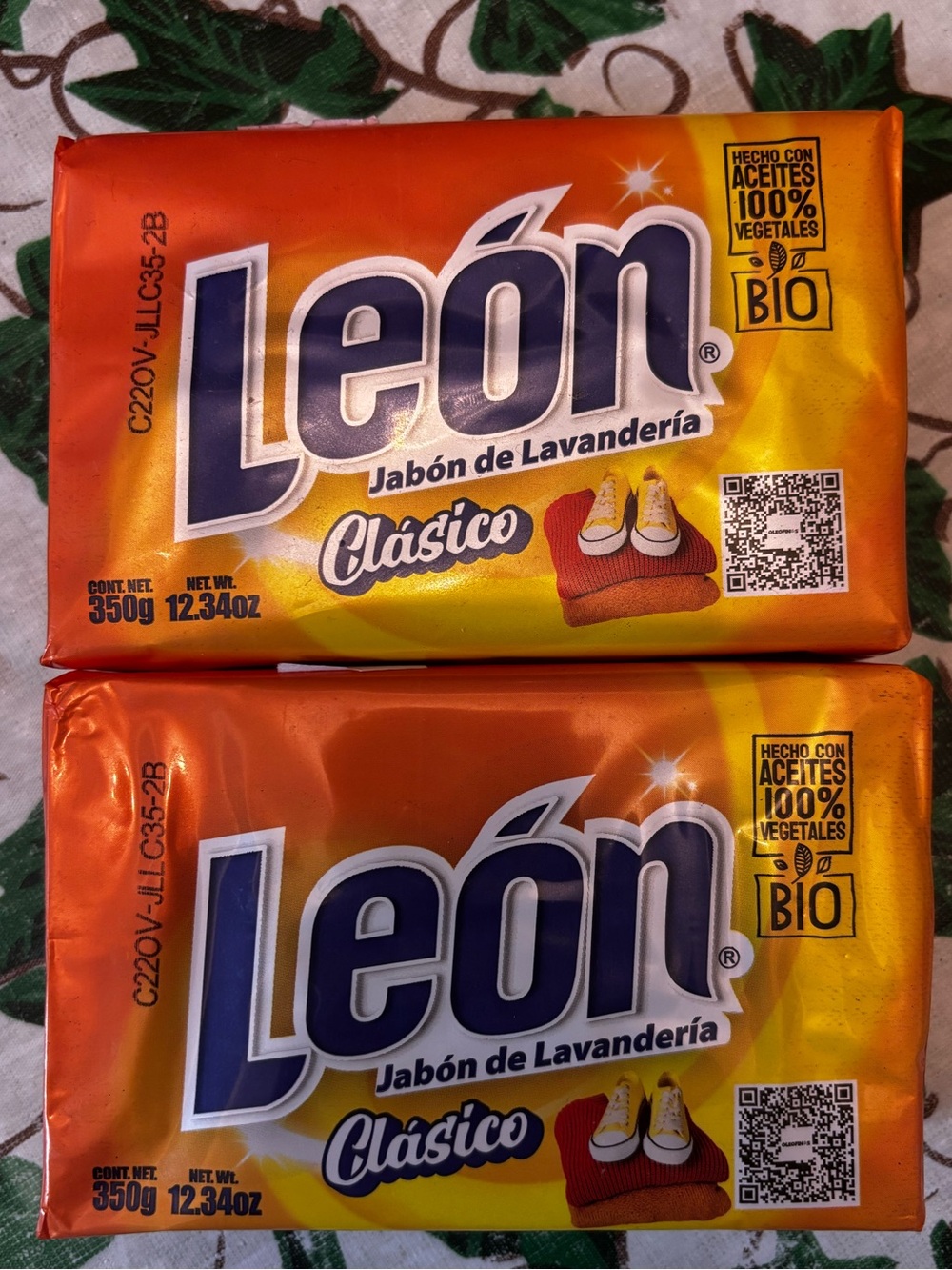 León Jabón de Lavandería Clásico - Orange/Yellow Bar (2 Pack)